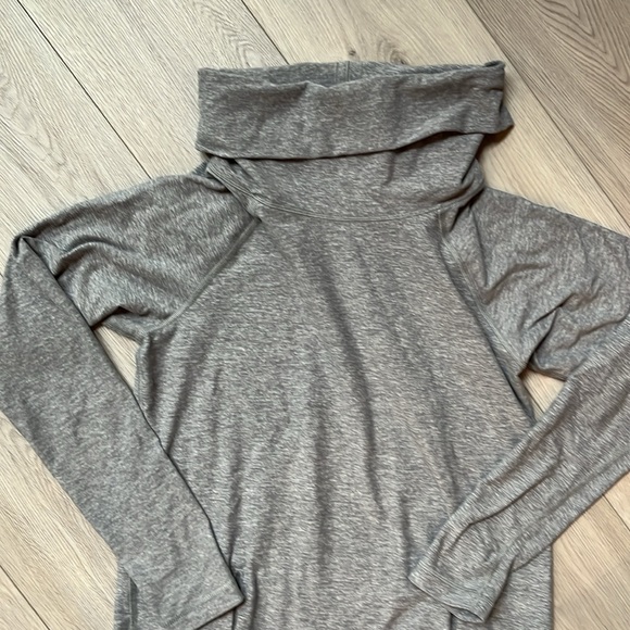 Lululemon Funnel Neck Pullover - Picture 3 of 5